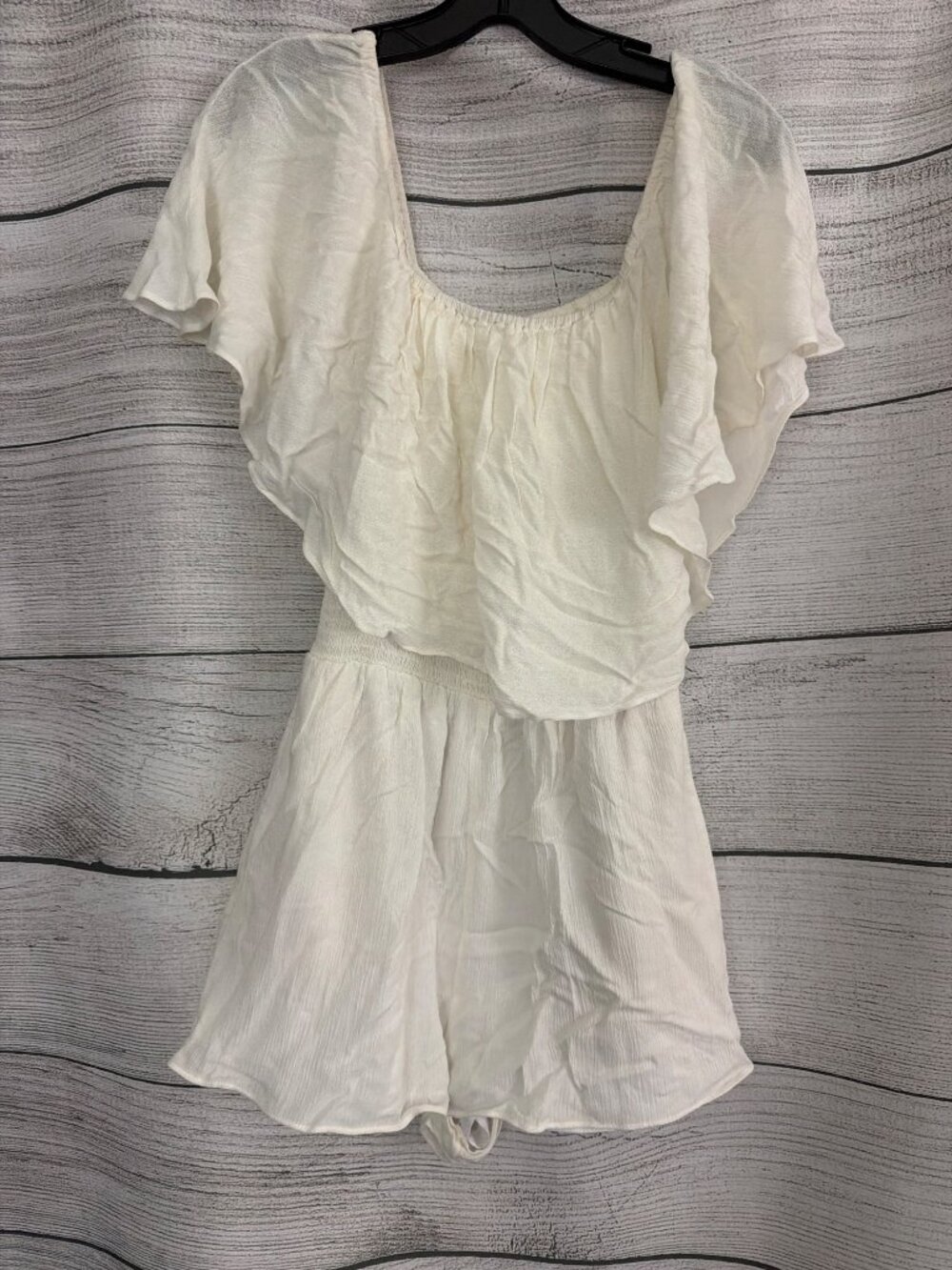 Alice + Olivia Dory Off the Shoulder Ruffled Romper With Smocked Waist Size 2